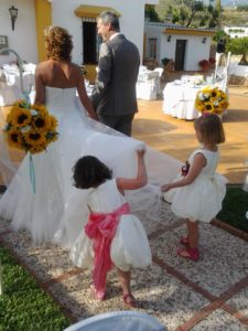 children at wedding ceremonies