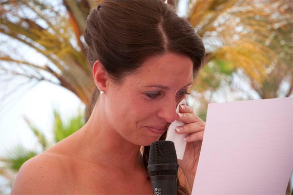 Woman saying her wedding vows