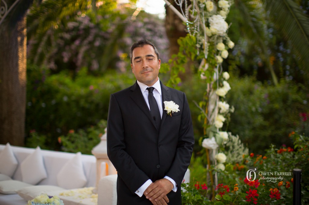 groom waiting for his bride