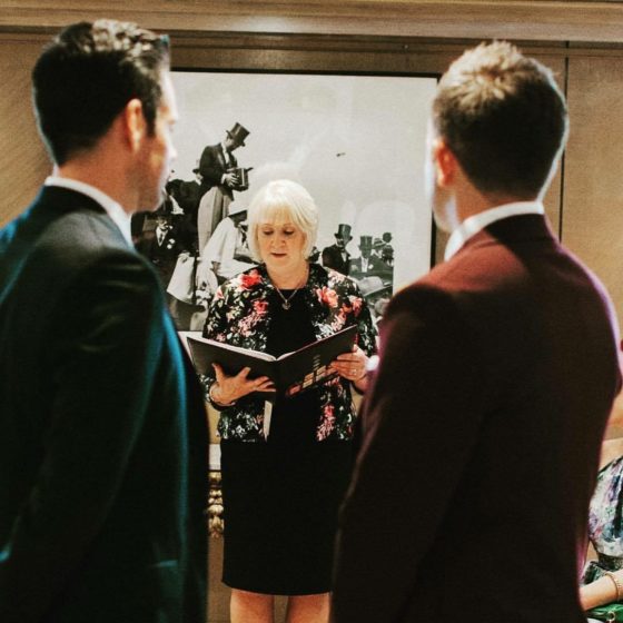 Wedding Celebrant Yvonne Beck - German English speaking Celebrant