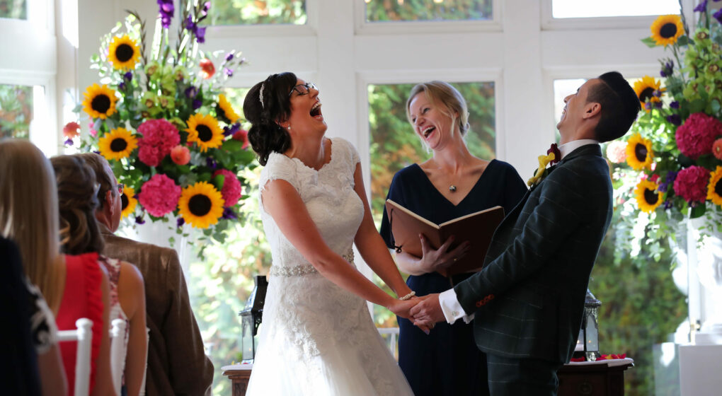 Hannah Osmond Wedding Celebrant West Sussex