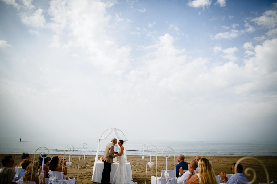 wedding-beach-house-nikki-beach-marbella-spain-2015-11
